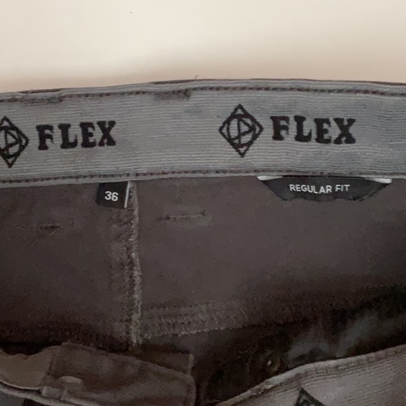 Point Zero Flex Jeans - Picture 3 of 8